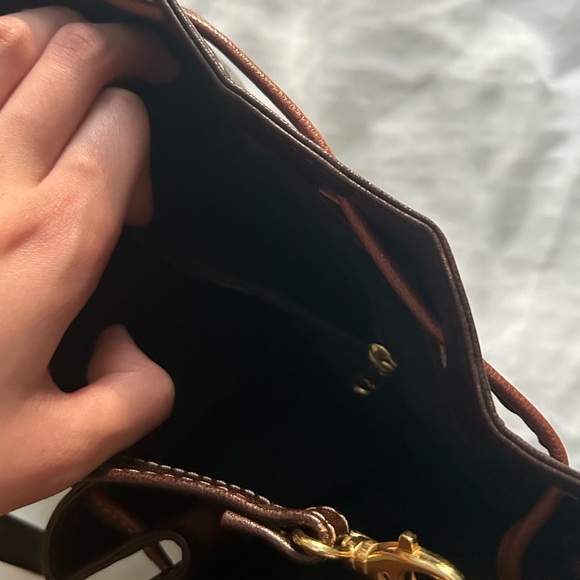 Louis Feraud Paris vintage designer genuine leather crossbody bag (RARE) - Picture 6 of 8